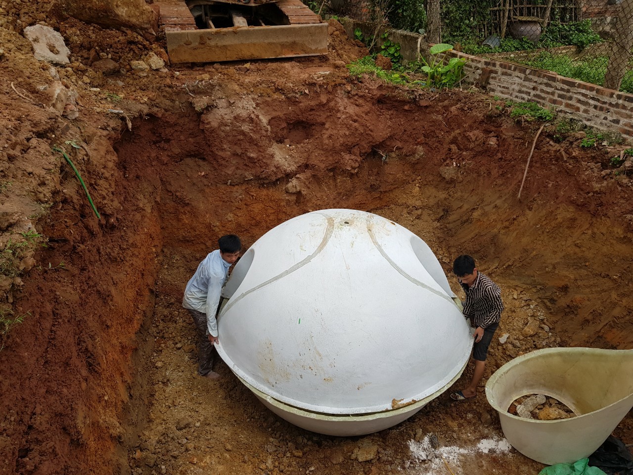 lắp bể biogas