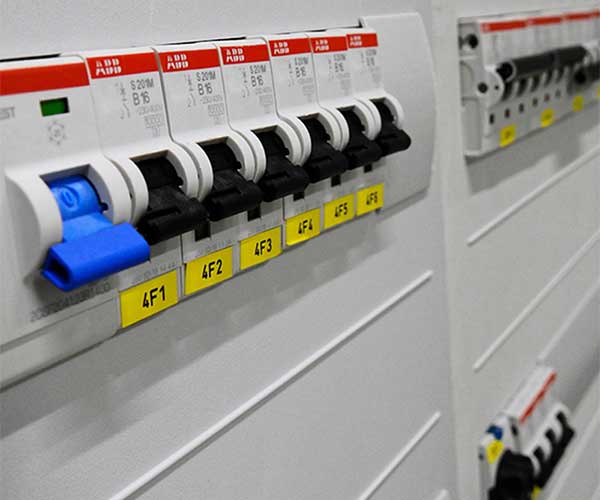 Vật liệu composite SMC cho các bộ phận điện